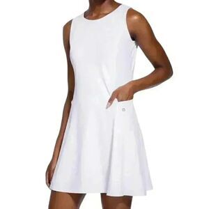 Baleaf Women's White Poly/Spandex Sleeveless Tennis Dress